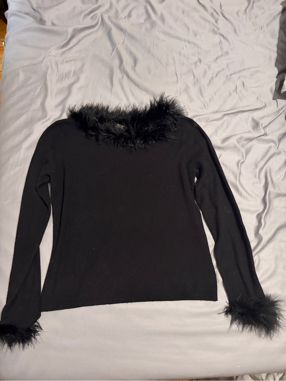 Vintage Worthington Black Faux Fur Trim Petite Top